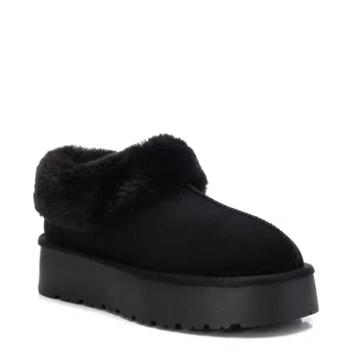 Xti Women's Winter Suede Clogs In Black