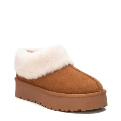 Xti Women's Winter Suede Clogs By  In Brown