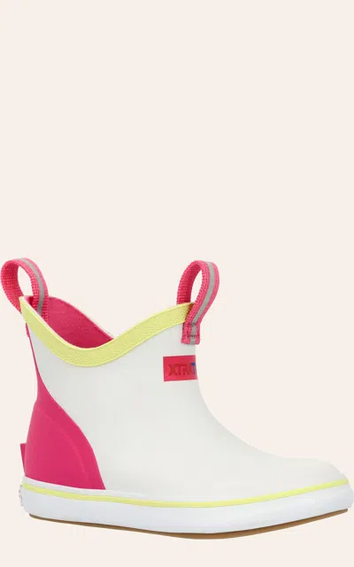 Xtratuf Youth White & Pink Ankle Rubber Deck Boots