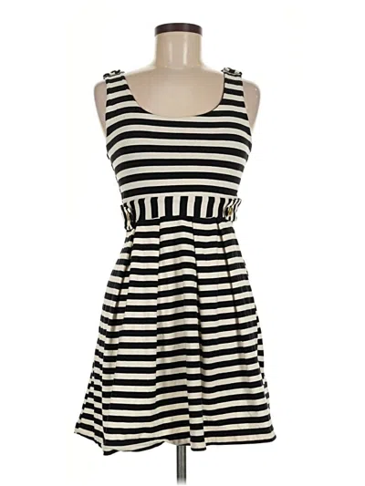 Pre-owned Xxi Casual Dress In Black