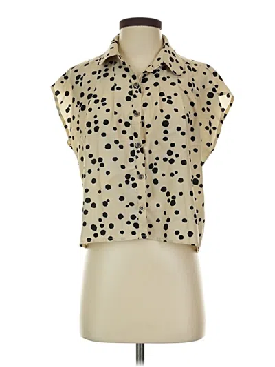 Pre-owned Xxi Sleeveless Button Down Shirt In Ivory
