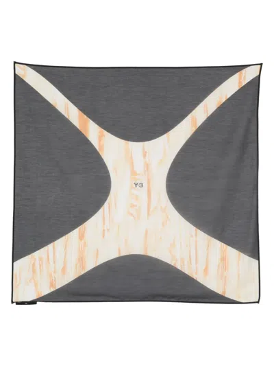 Y-3 Abstract-print Scarf In Black