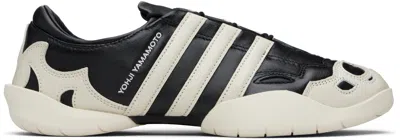 Y-3 Black Regu 2002 Sneakers