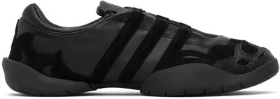 Y-3 Regu 2002 Low-top Sneakers In Black