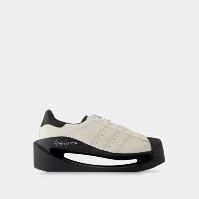 Y-3 Gendo Superstar Unisex Sneakers In White