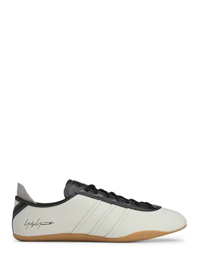 Y-3 LOW-PROFILE SNEAKERS WITH CONTRASTING LEATHER ACCENTS