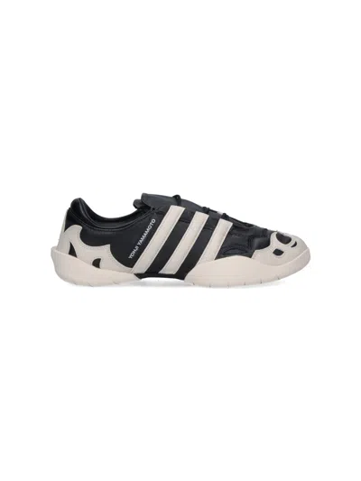 Y-3 "regu 2002" Sneakers In Black