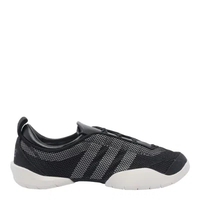 Y-3 Low Top Mesh Upper Rubber Sole Sneakers In Black