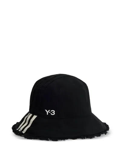 Y-3 Striped-logo Frayed Hat In Black