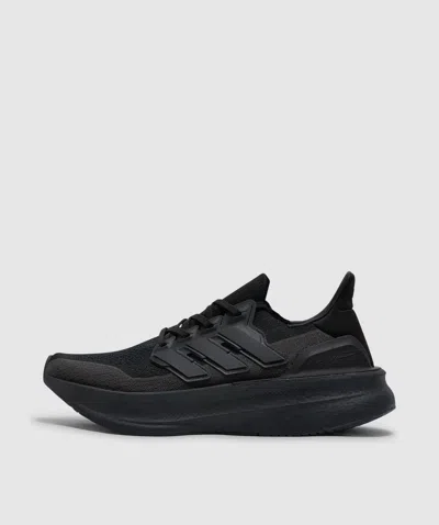 Y-3 Ultraboost 5 Sneaker In Black/black/carbon
