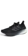 Y-3 Ultraboost 5 Sneakers In Black
