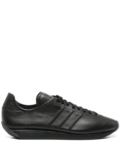 Y-3 X Adidas Country Leather Sneakers In Schwarz