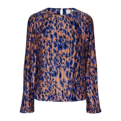 Y.a.s. | Swirl Ls Pleated Top In Blue