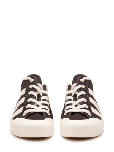 Y-3 And-3 Nisi Low-top Sneaker In Black