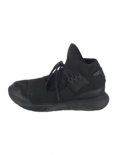 Pre-owned Y-3 Sneakers In Black