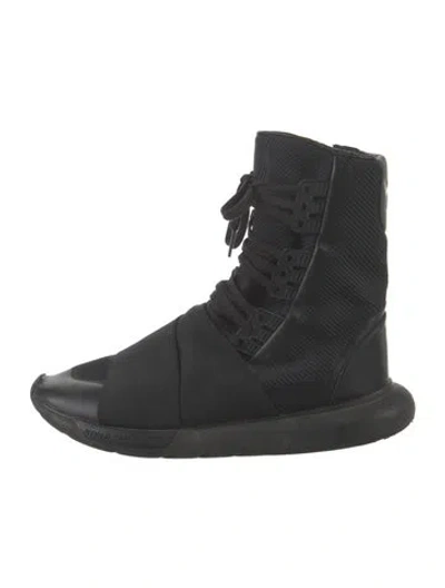 Pre-owned Y-3 Sneakers In Black