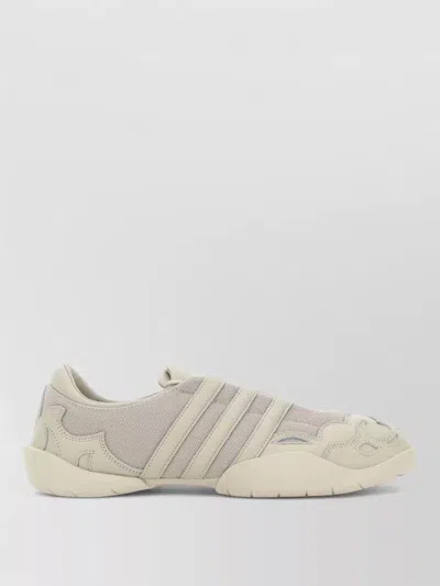Y3 Yamamoto Regu 2002 Lace Up Mesh Sneakers In Neutral
