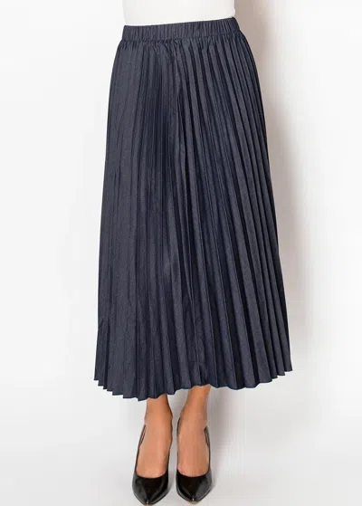 Yal New York Navy Pleated Midi Skirt In Multi