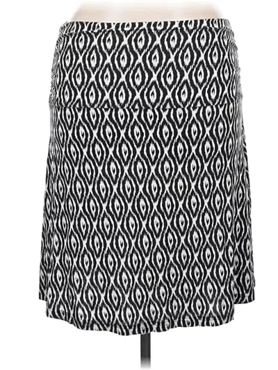 Pre-owned Yala Casual Skirt In Black