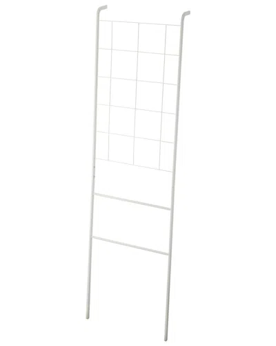 Yamazaki Home Leaning Ladder With Grid Panel In Silver