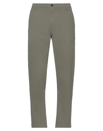 Yan Simmon Pants In Green