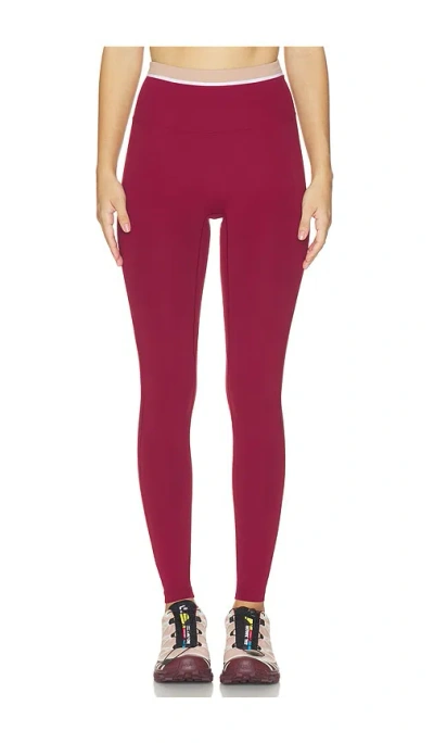 Year Of Ours Sport Layered Legging In Burgundy