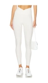 Year Of Ours Stretch Veronica Legging In Ivory In 象牙白
