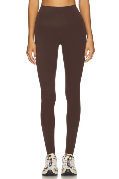 Year Of Ours Studio Everyday Legging In Dark Oak In Burgundy