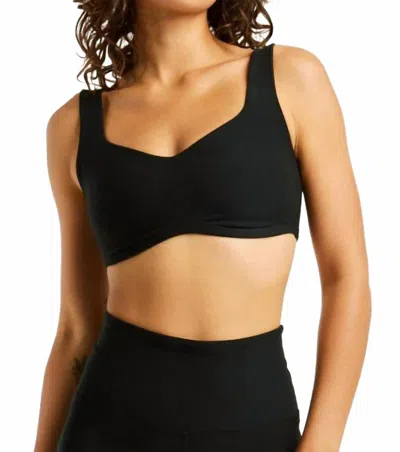 Year Of Ours The Isadora Sports Bra In Black