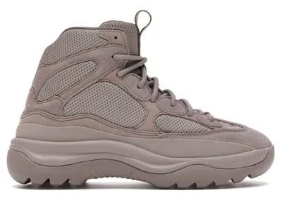 Pre-owned Yeezy Men's  Desert Boot Season 7 Sneakers In Cinder