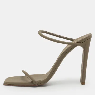 Yeezy Season 6 In Green