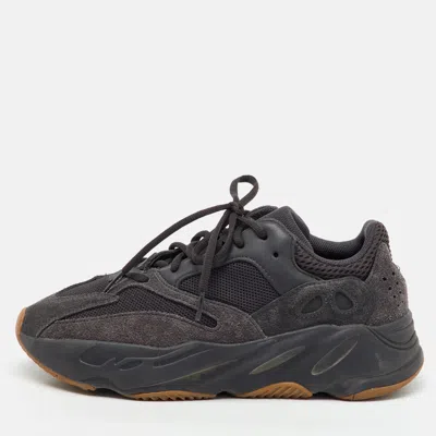 Pre-owned Yeezy X Adidas Black Suede And Mesh Boost 700 Utility Black Sneakers Size 42 In Gray