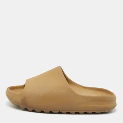 Pre-owned Yeezy X Adidas Brown Rubber Ochre Slides Size 42