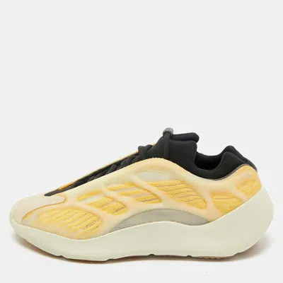 Pre-owned Yeezy X Adidas Tricolor Mesh And Rubber 700 V3 Mono Safflower Sneakers Size 45 1/3