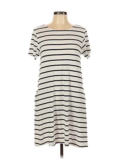 Pre-owned Yelete Casual Dress In White