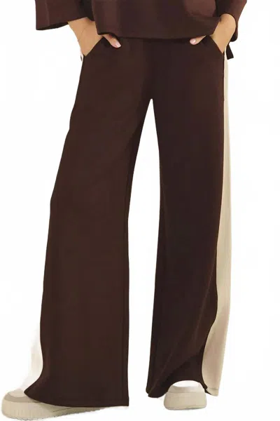Yelete Relaxed Fit Two-toned Wide Leg Pants In Coffee In Brown