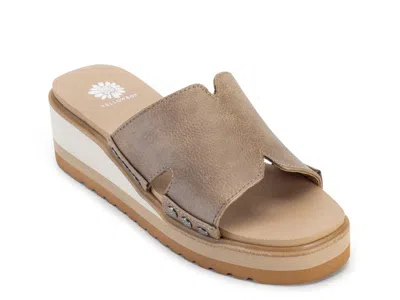 Yellow Box Alameda Wedge Sandal In Taupe