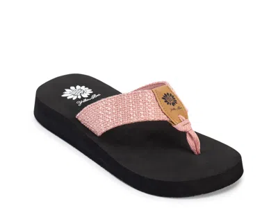 Yellow Box Frayz Sandal In Blush Pink