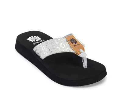 Yellow Box Frez Sandal In Silver Metallic