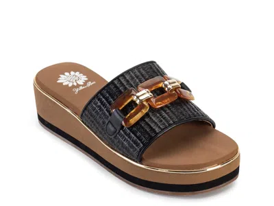 Yellow Box Gabina Wedge Sandal In Black