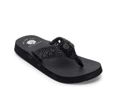 Yellow Box Niles Sandal In Black