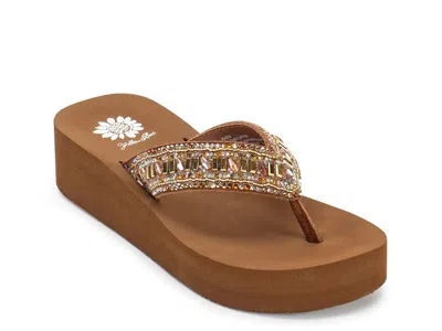 Yellow Box Raziq Wedge Sandal In Brown