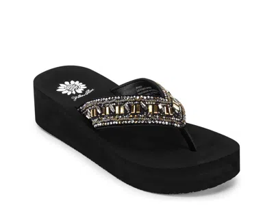 Yellow Box Raziq Wedge Sandal In Black