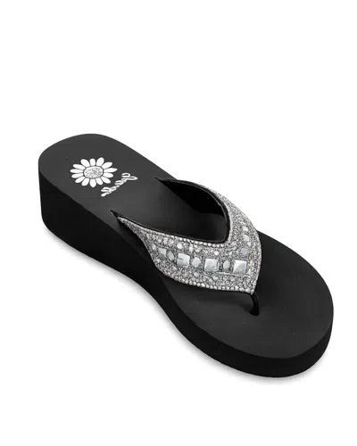 Yellow Box Women's Callie Flip-flops In Black