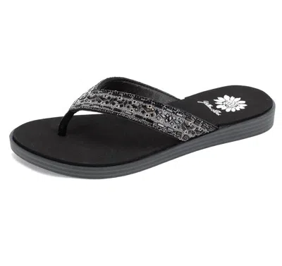 Yellow Box Women's Dashna Sandal In Black & Gray Abstract
