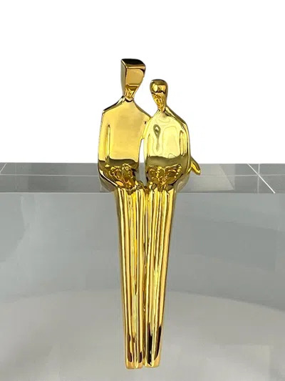 Yenny Cocq Llc Close To Me Sculpture In Gold