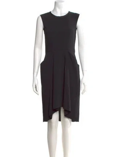 Pre-owned Yeon Crew Neck Knee-length Dress In Black