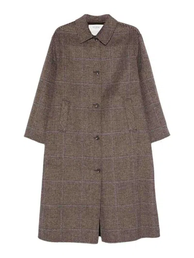 YERSE SHARLOCK LONG COAT IN BROWN CHECKED PATTERN