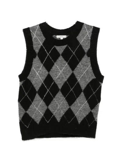 Yerse Argyle-knit Sweater Vest In Black