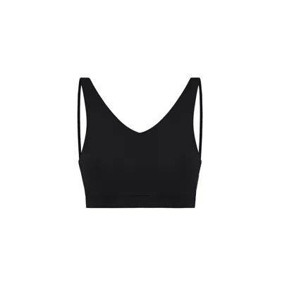 Yes Flâneuse Women's Gisele V-neck Sports Bra With Double Spaghetti Straps Black Beauty